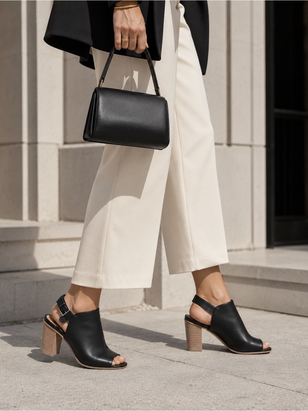 Le Château Black Peep Toe Slingback Block Heel Booties EU 37